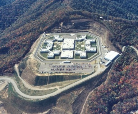 Wallens Ridge State Prison /Photo: dombrassey, flickr